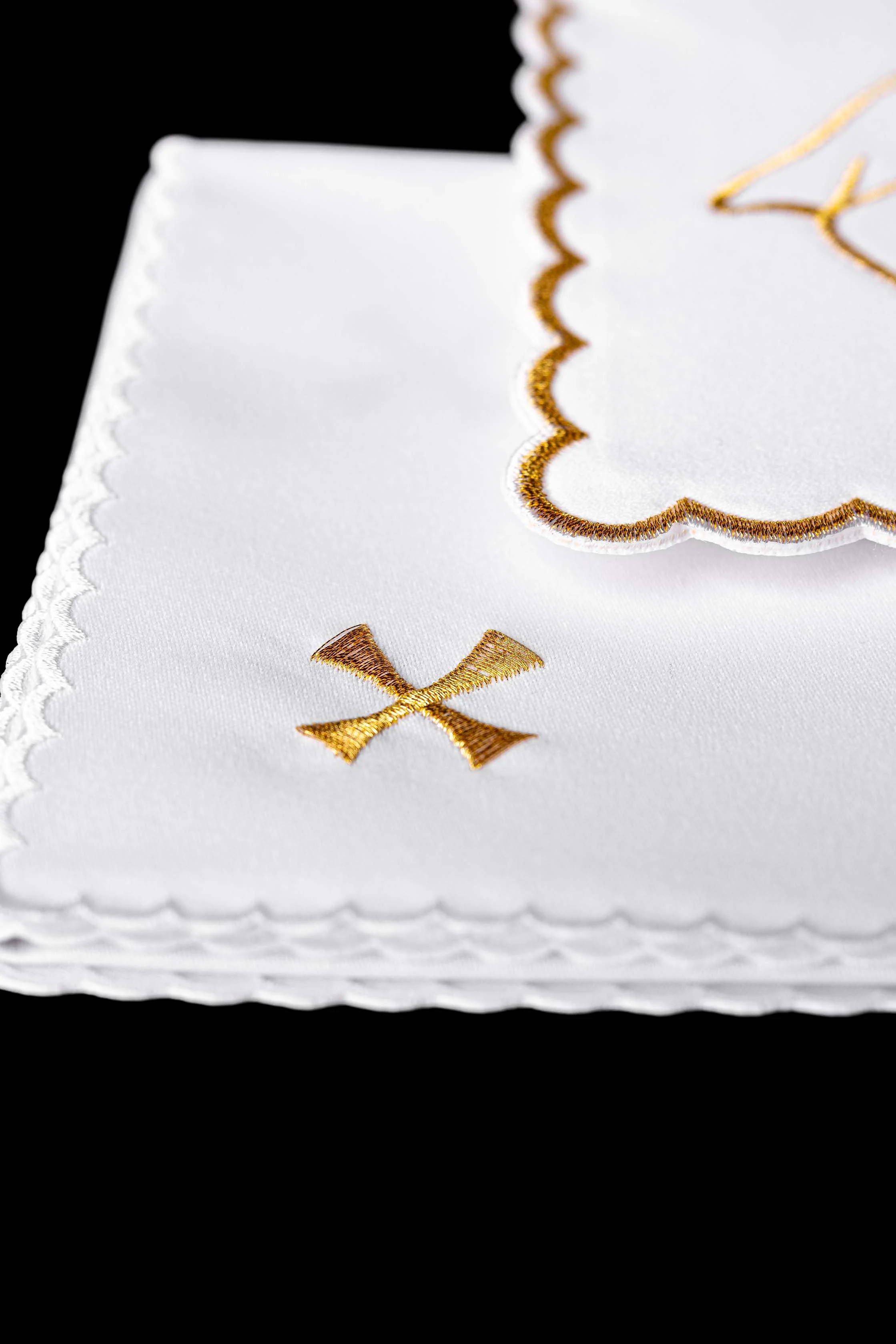 Chalice Linens with Holy Family Embroidery - Image 5