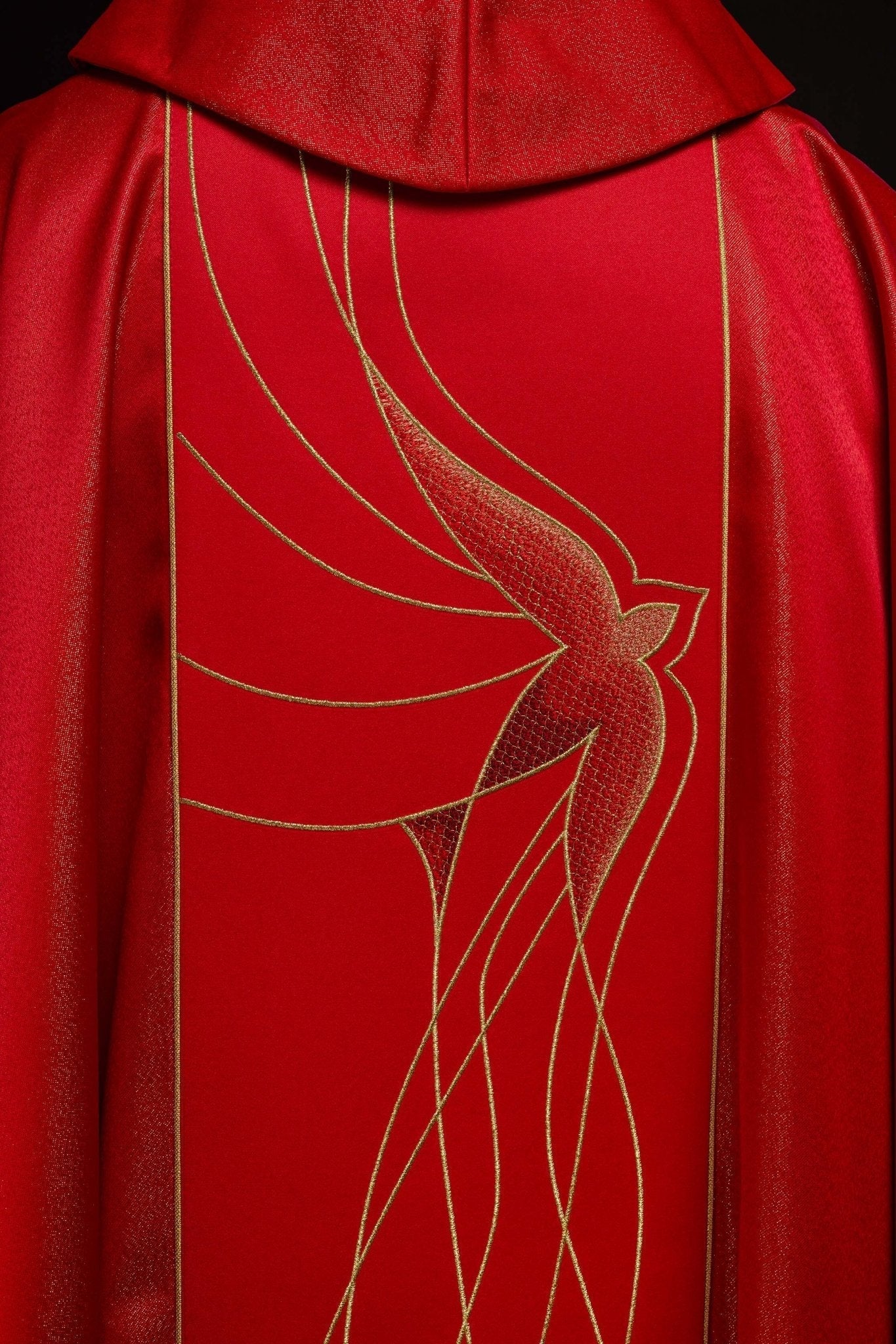 Chasuble made of shiny red fabric with a Holy Spirit Dove - Image 8
