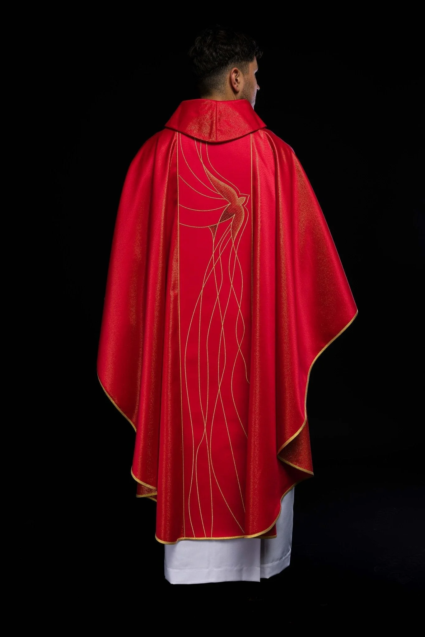 Chasuble made of shiny red fabric with a Holy Spirit Dove - Image 9