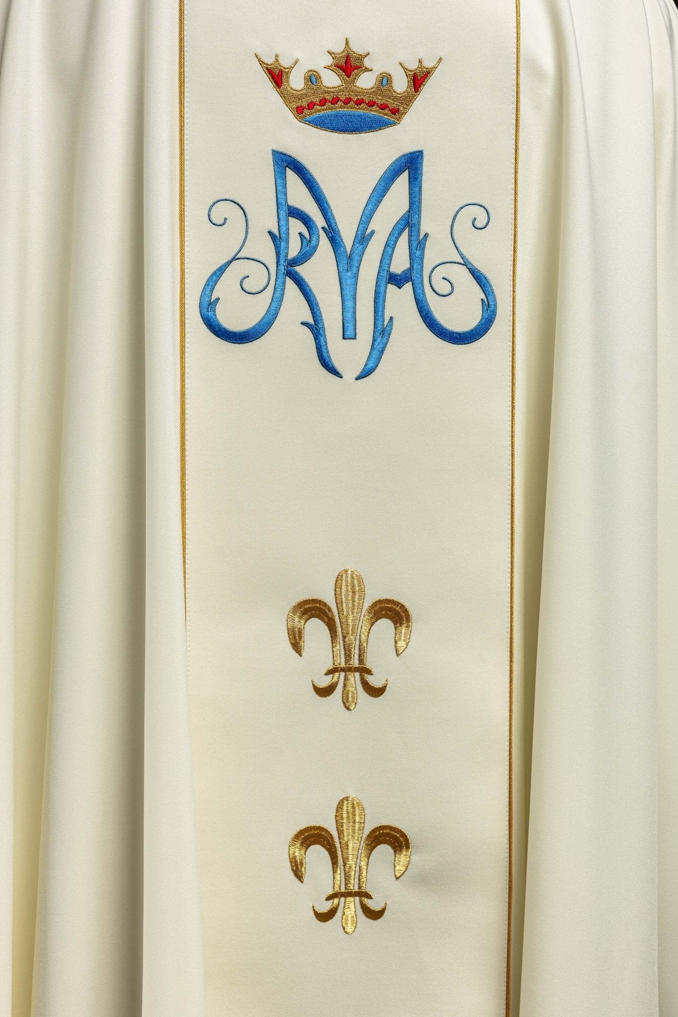 Chasuble with the image of Our Lady of Częstochowa in ecru - Image 8