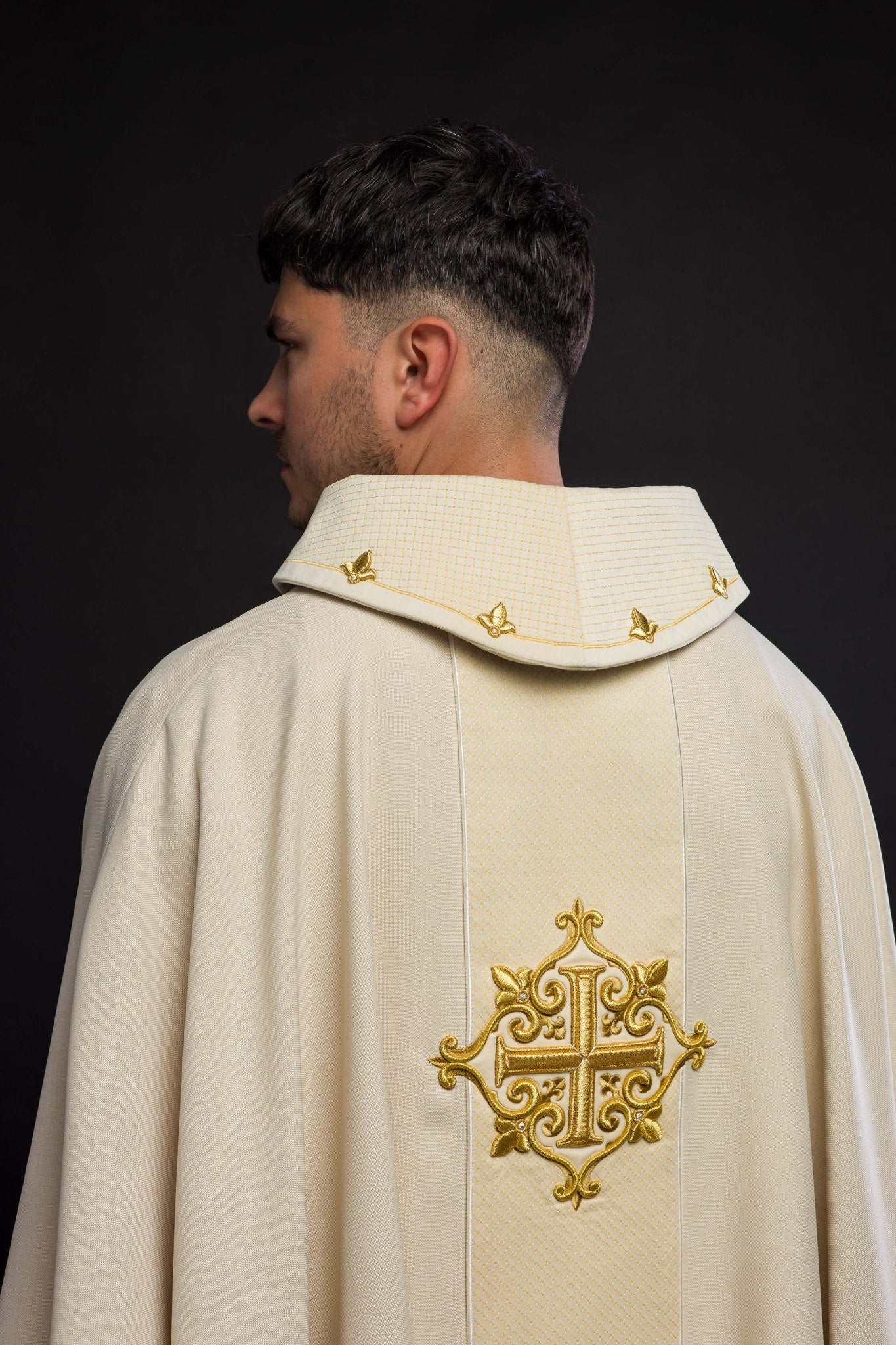Chasuble with Velvet Ecru Band and Cross Embroidery - Image 5