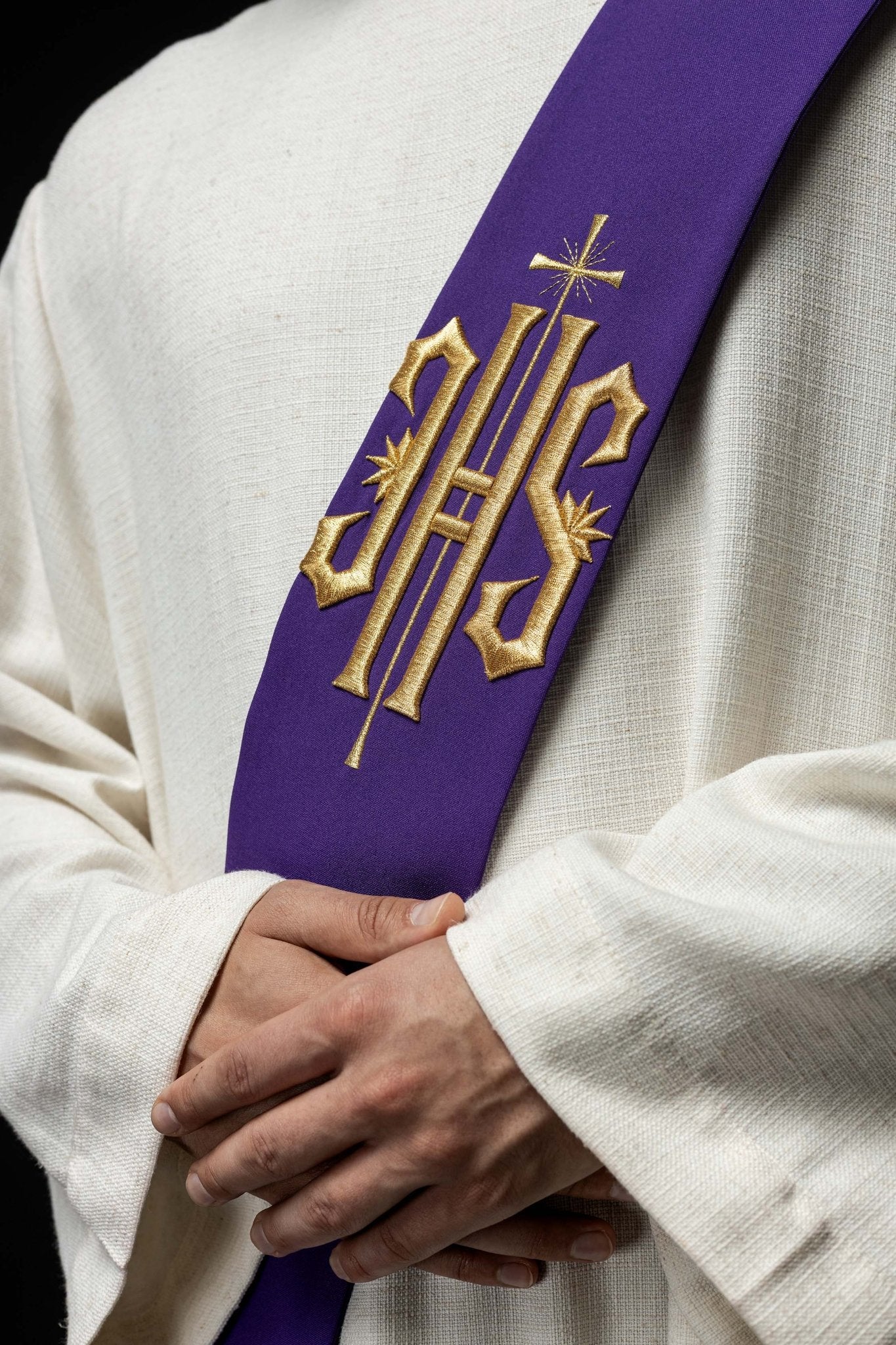 Deacon stole embroidered with IHS and Cross in purple - Image 3