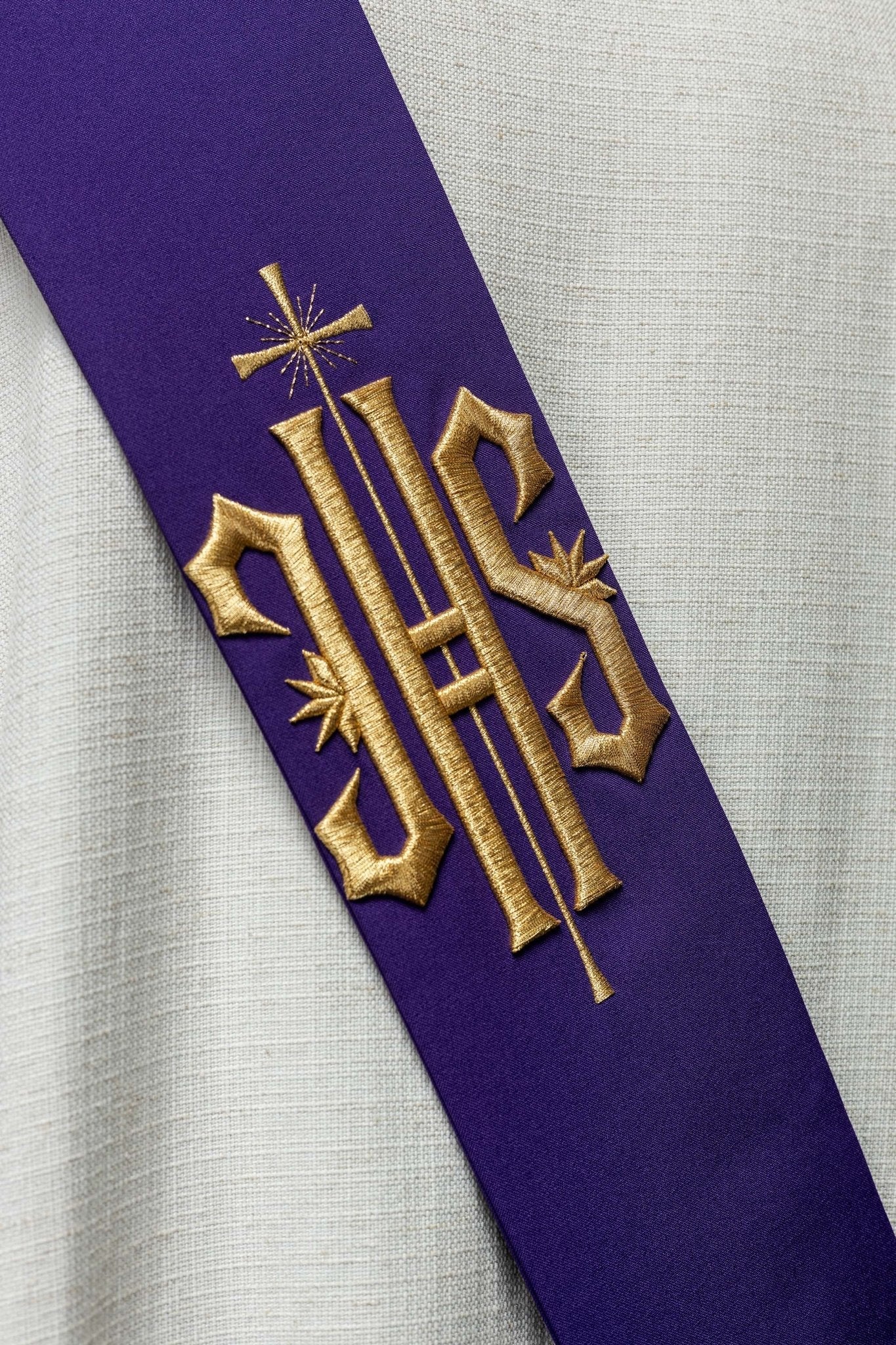Deacon stole embroidered with IHS and Cross in purple - Image 6