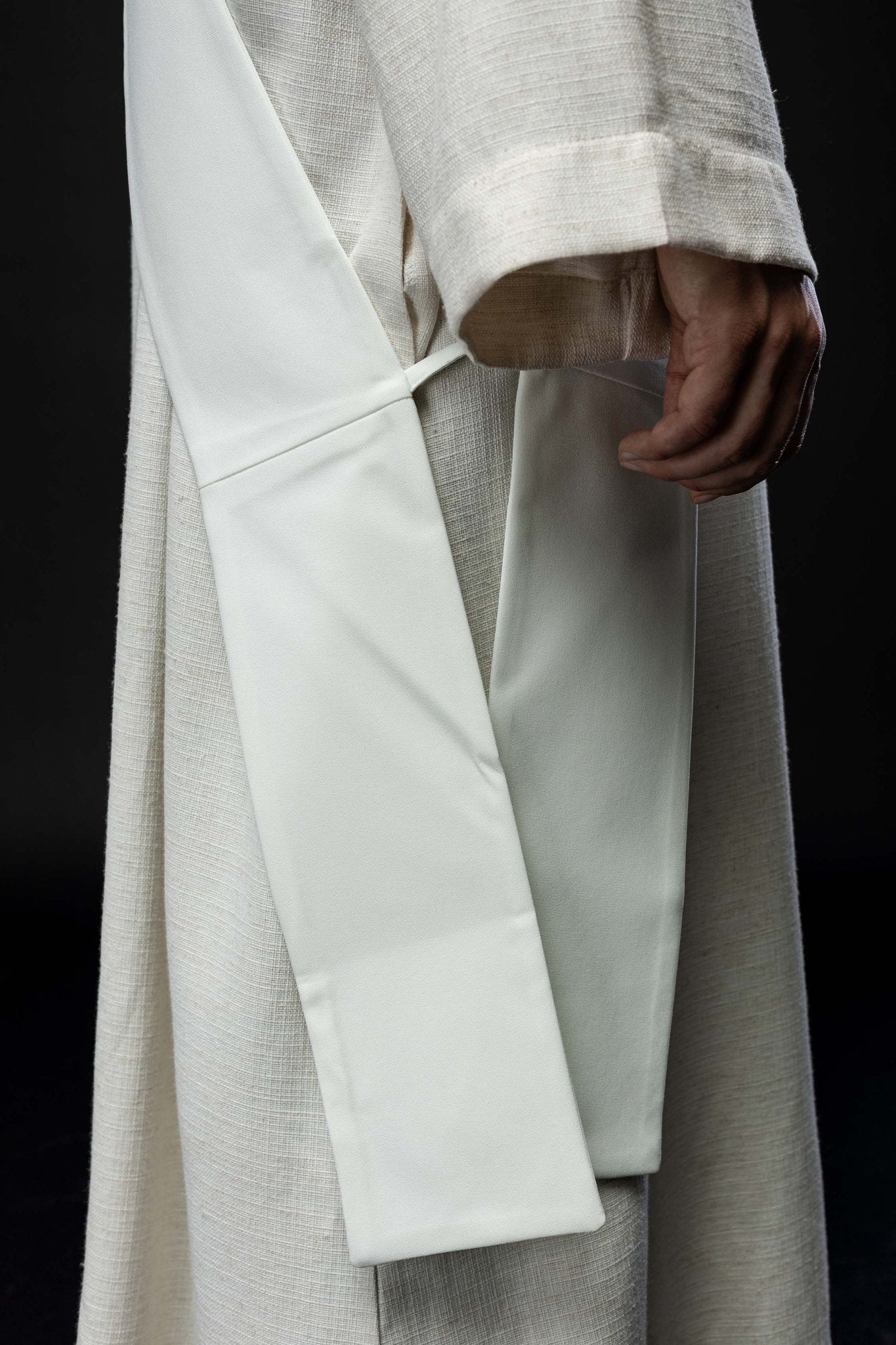 Ecru Deacon stole with a Cross - Image 4