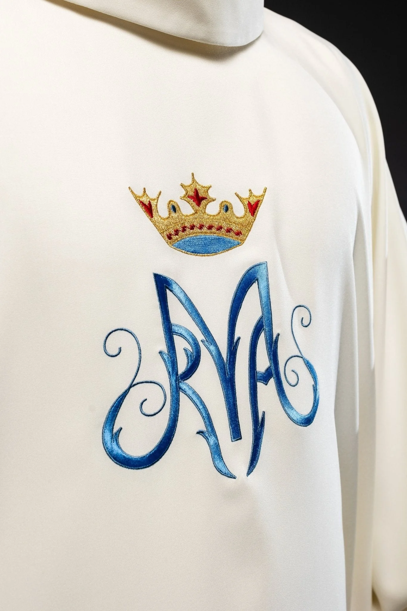 Ecru Liturgical Marian Chasuble - Image 3