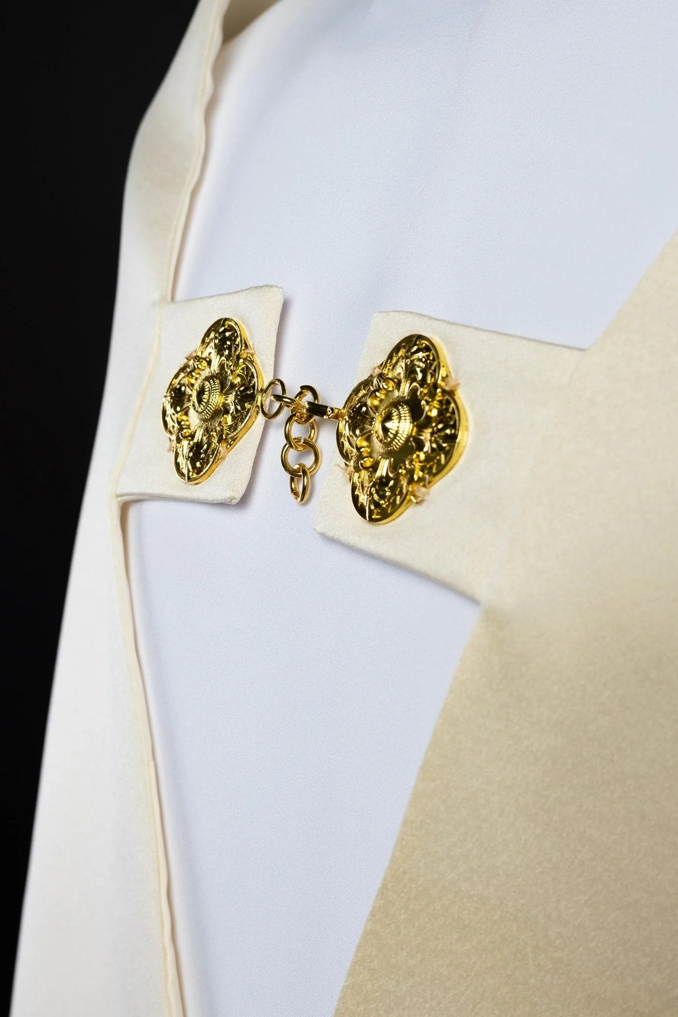 Ecru liturgical veil with Mary's motif - Image 3