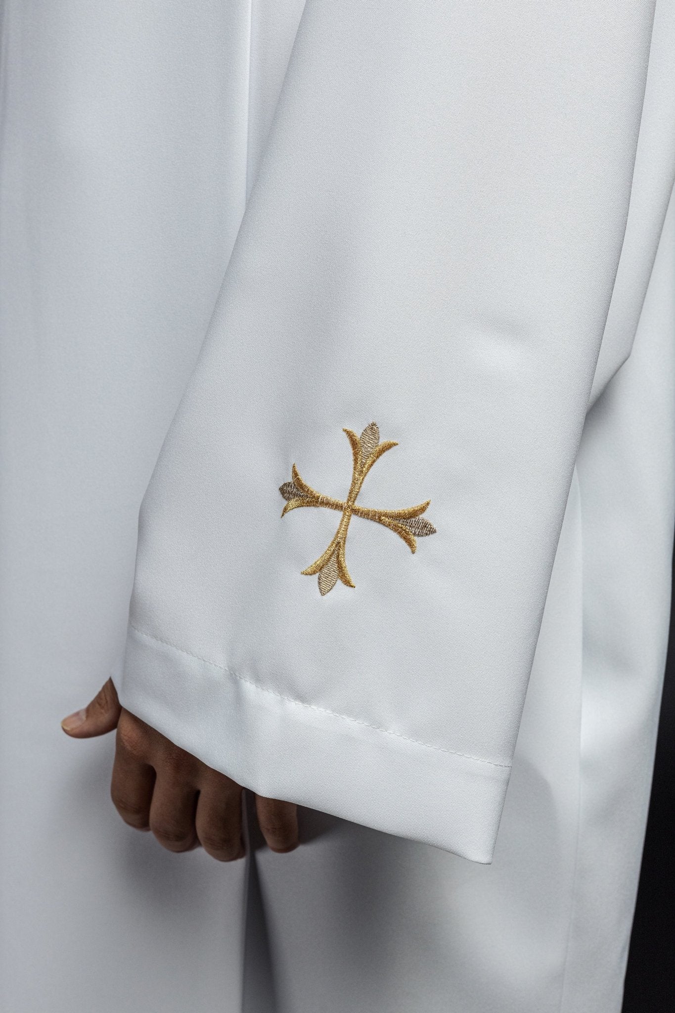 Embroidered cleric alb with collar - Image 3