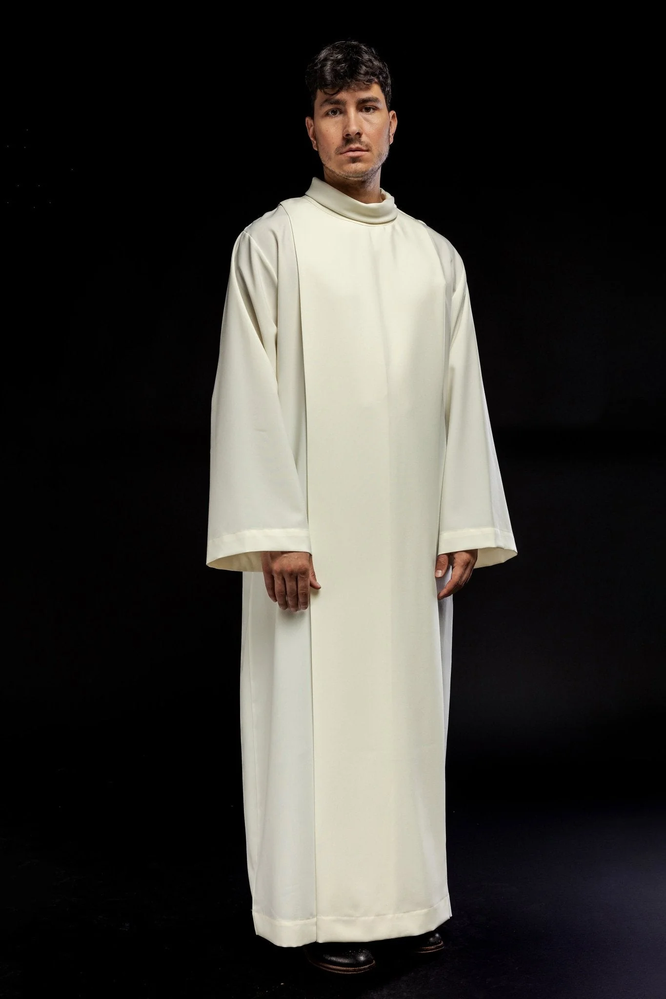 Priest's alb with neck collar in ivory - Image 8