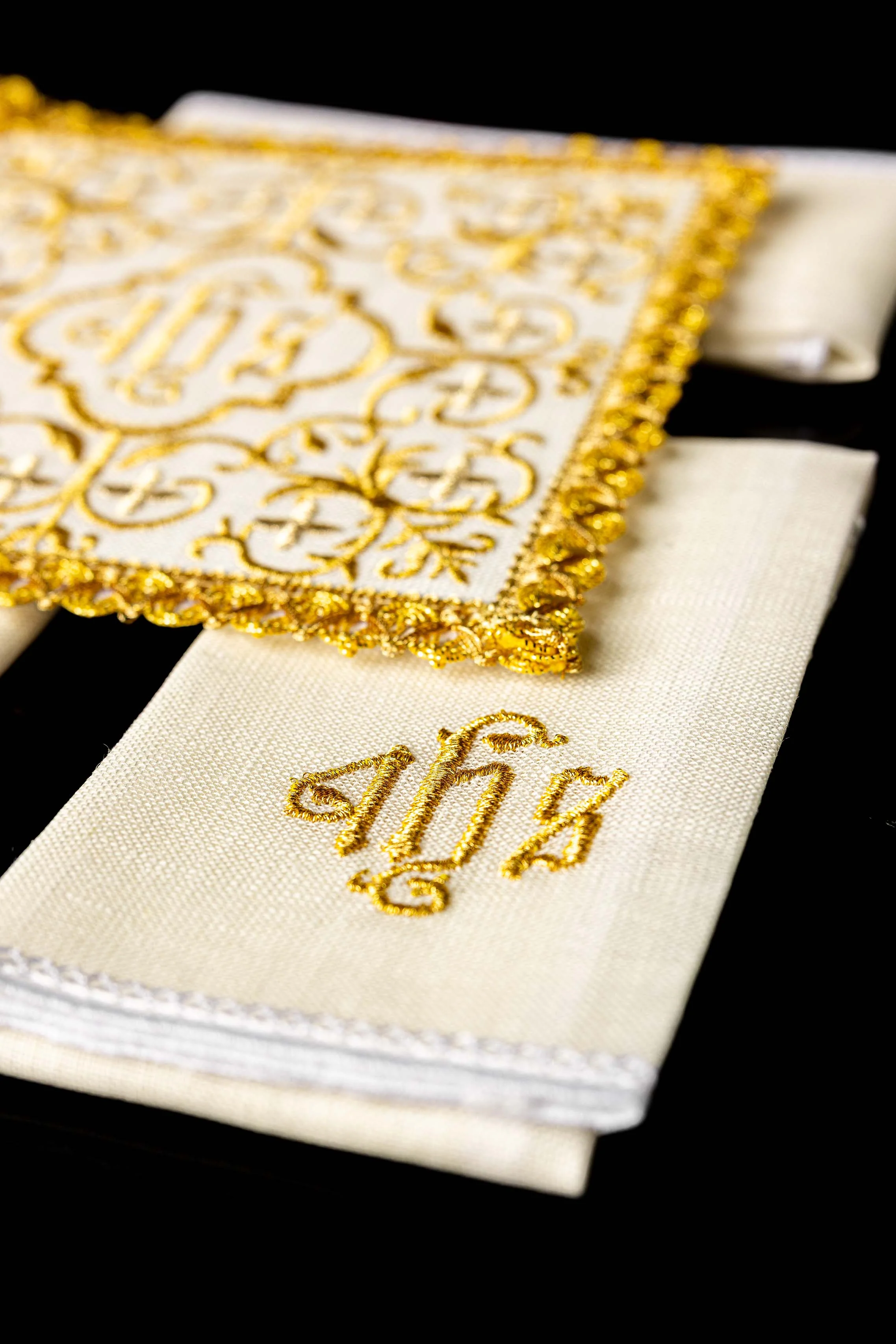 Linen Holy Family Chalice Linens - Image 3