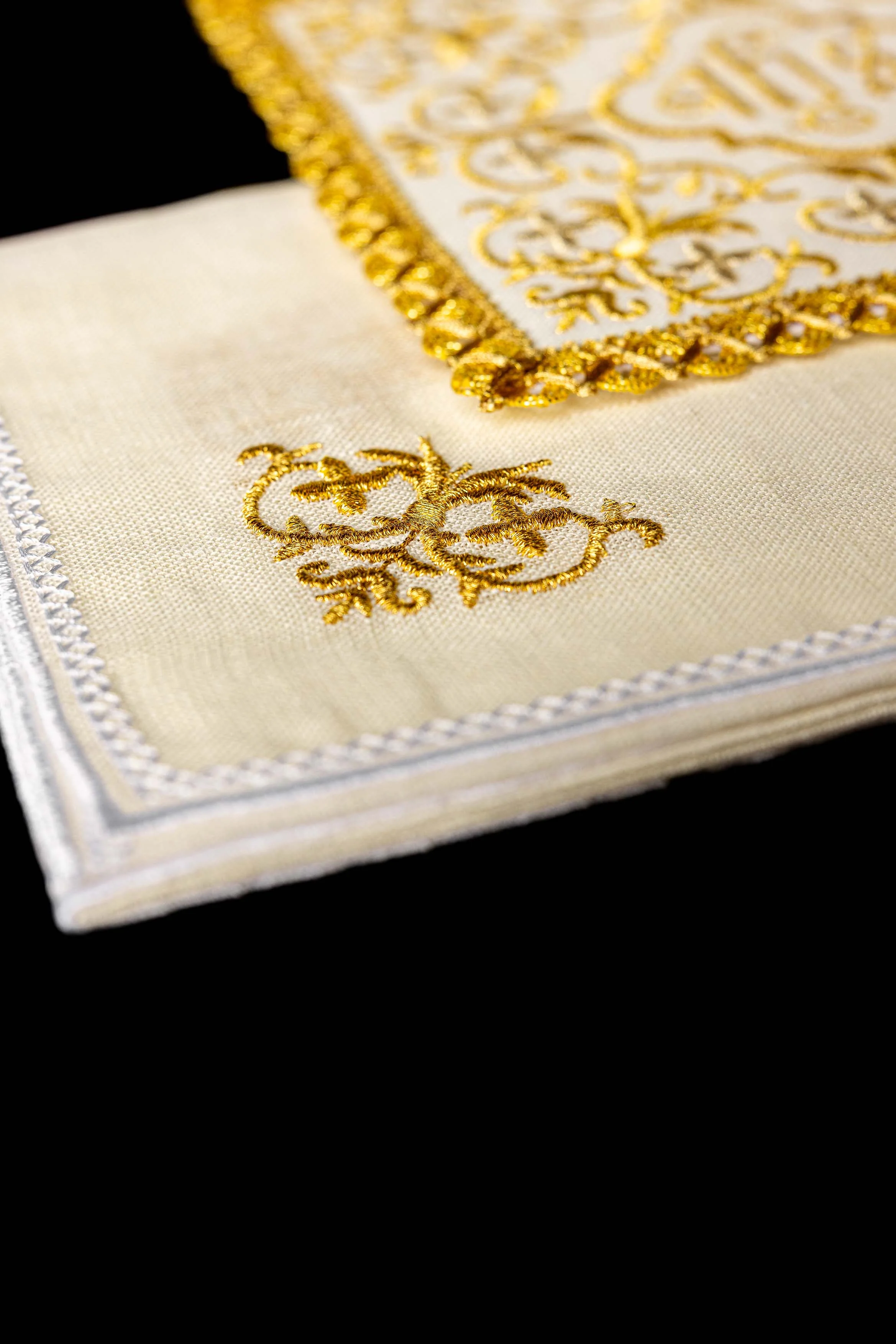 Linen Holy Family Chalice Linens - Image 5