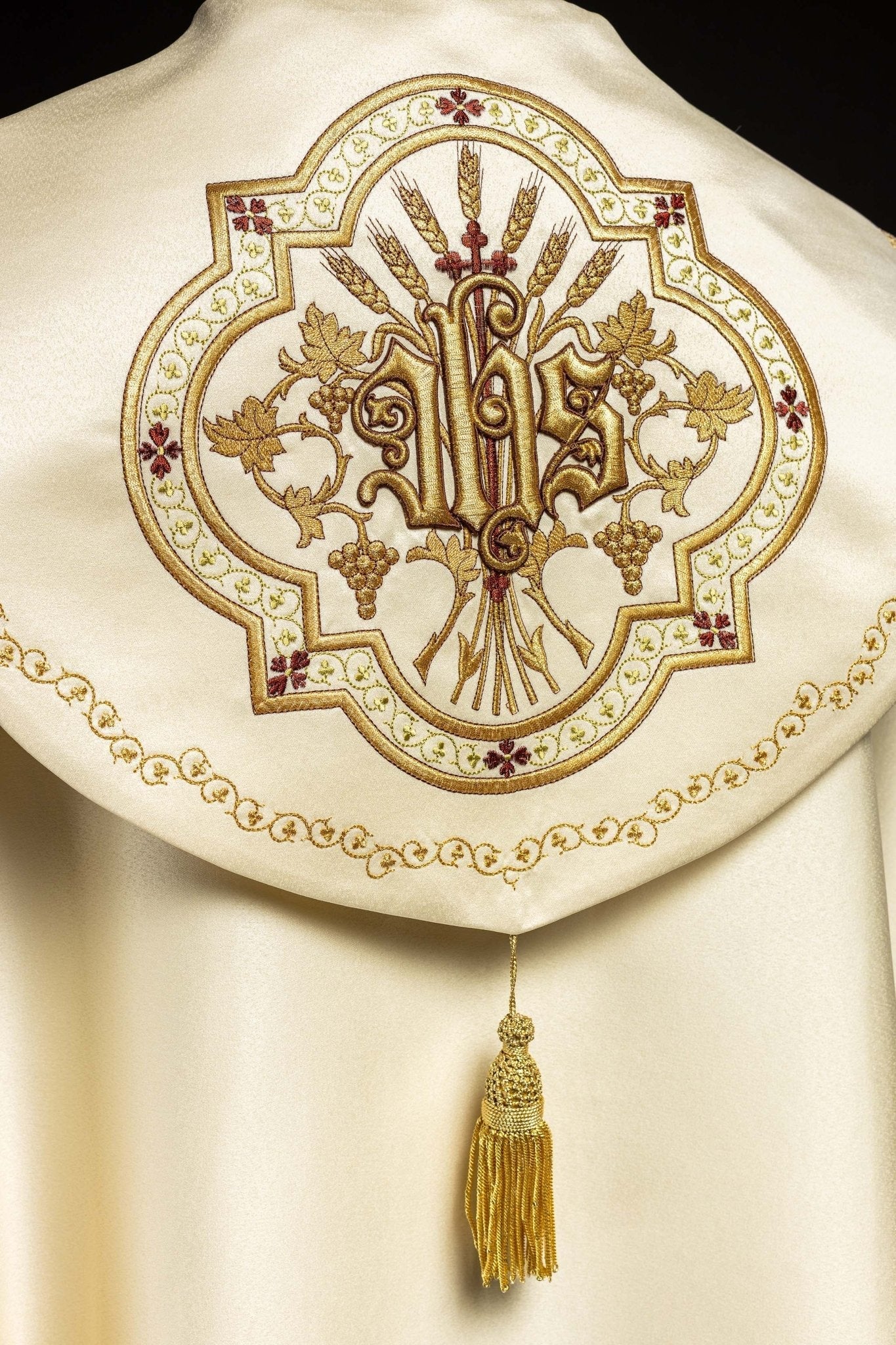 Liturgical cope with gold IHS motif - Image 7