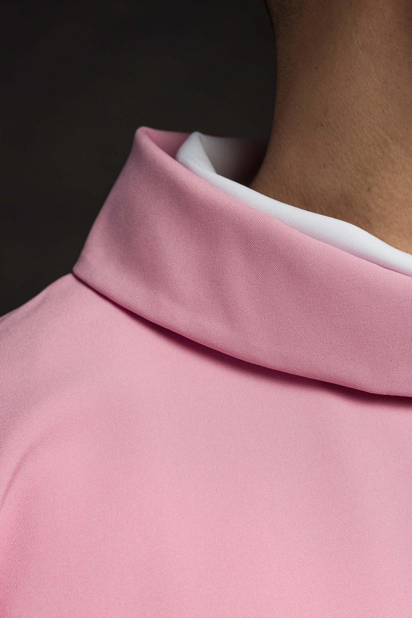 Pink chasuble with cross and alfa omega symbols - Image 5