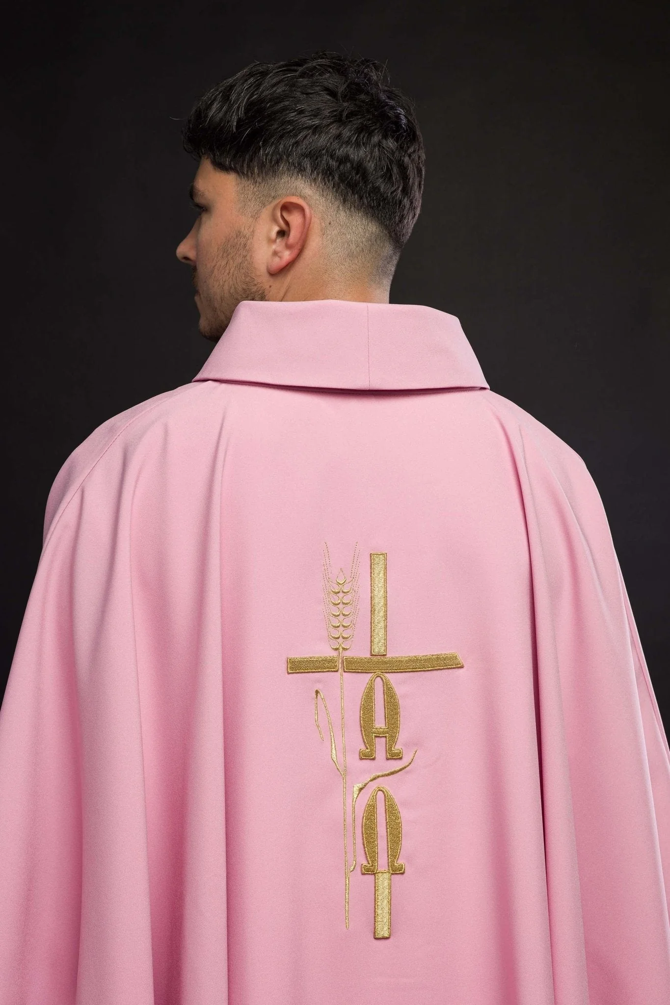 Pink chasuble with cross and alfa omega symbols - Image 6