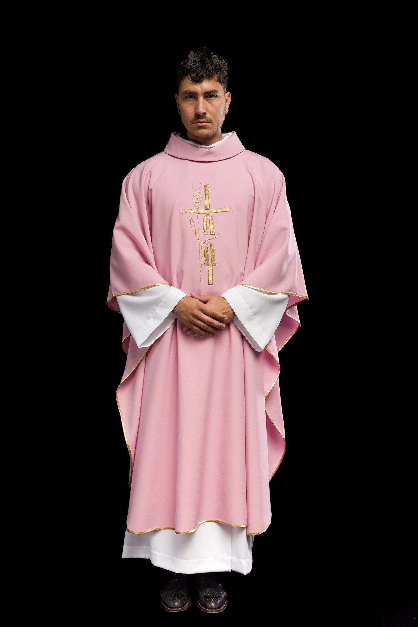 Pink chasuble with cross and alfa omega symbols - Image 8