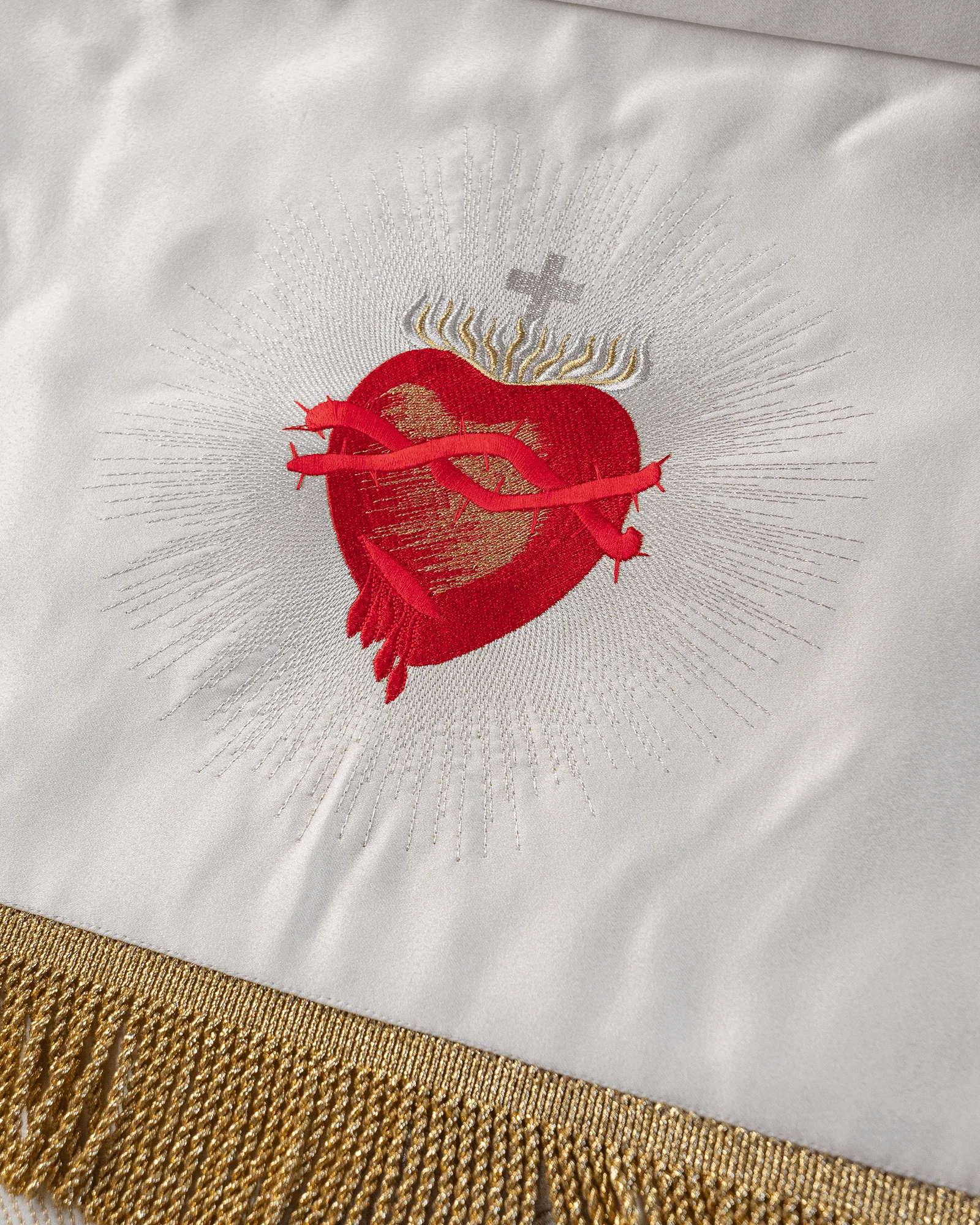 Processional canopy with modern embroidery - Image 6