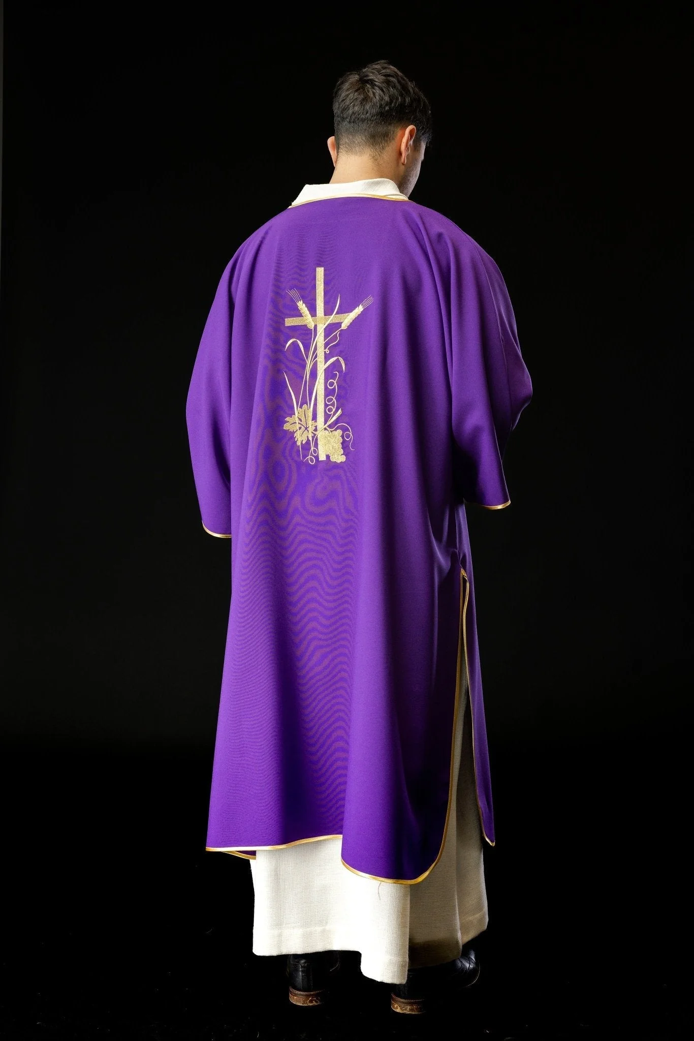 Purple dalmatica with gold Pax cross embroidery - Image 5