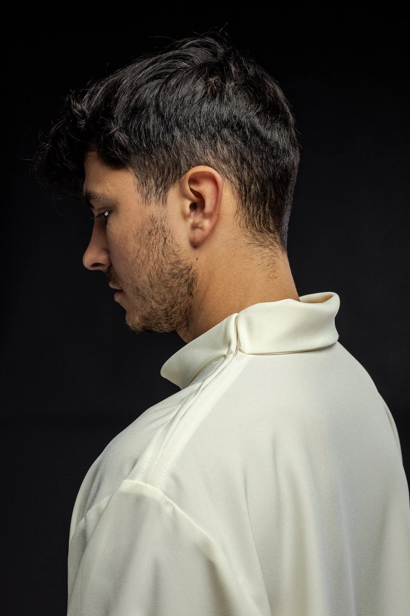 Simple plain alb cream colored - Image 4