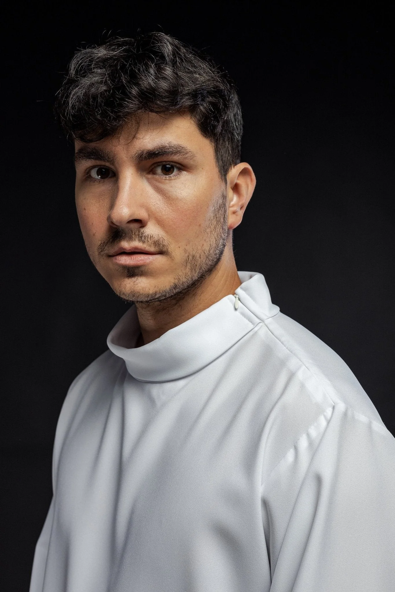 Simple plain alb white colored - Image 3