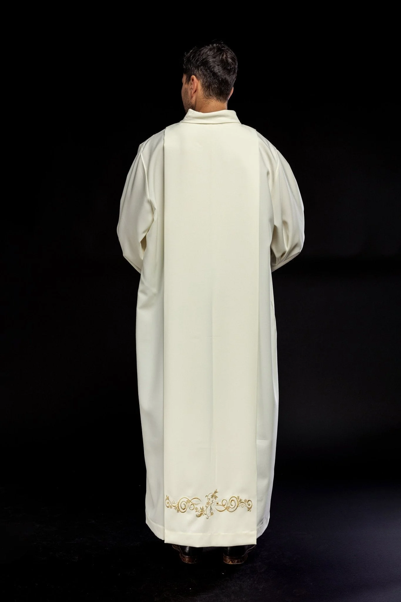Smooth Priestly Alba with Collar - Image 6