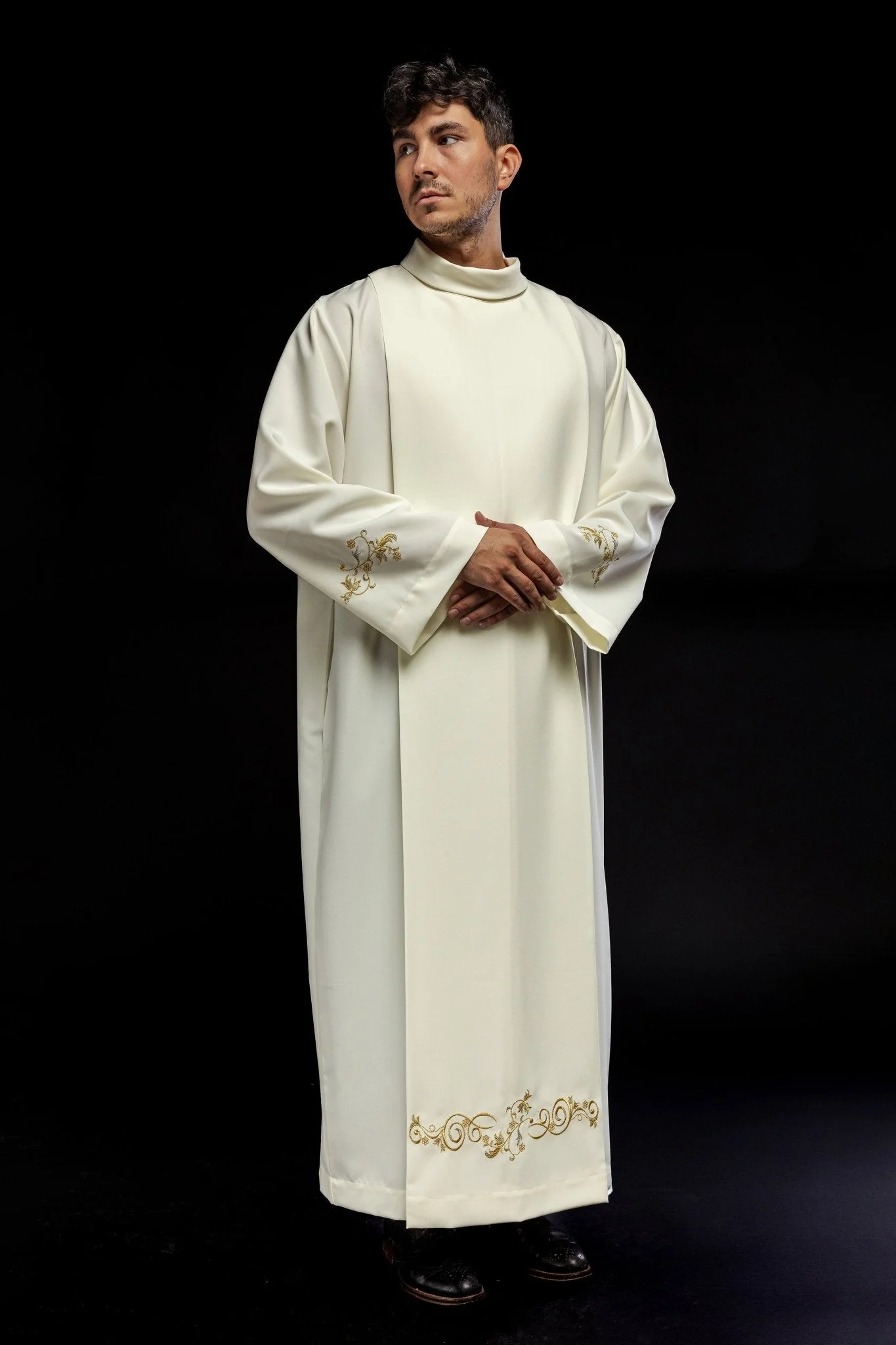 Smooth Priestly Alba with Collar - Image 7